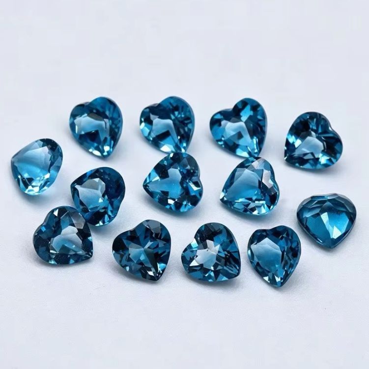 Natural Heart Cut London Blue  - đánh giá và giá Jewelry Making London