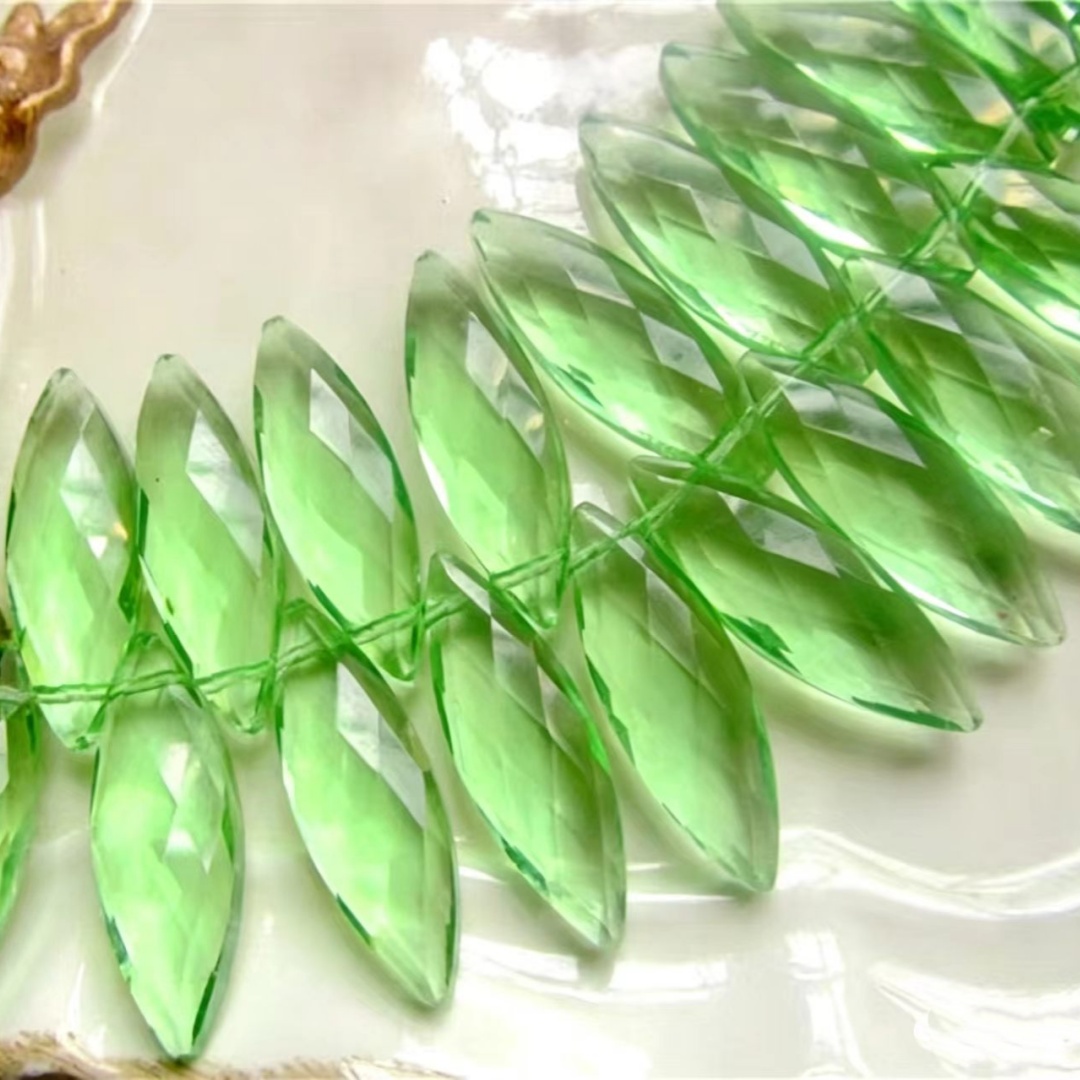 5Pcs London Blue Green White Q - đánh giá và giá Jewelry Making London